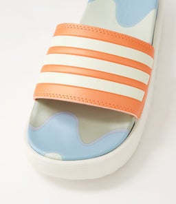 ADILETTE PLATFORM W AD WHITE WHITE SEMI CORAL SMOOTH