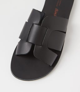 ISMENE SANDAL AF BLACK LEATHER