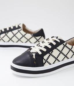 PLEAT AL BLACK CREAM LEATHER