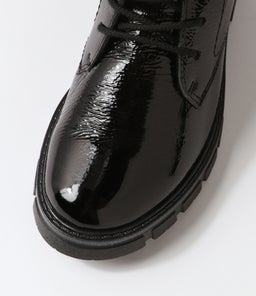 DOVER 39 AR SCHWARZ PATENT LEATHER