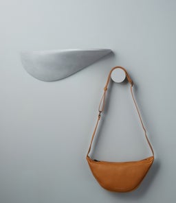 GLUED TO YOU AX TAN LEATHER
