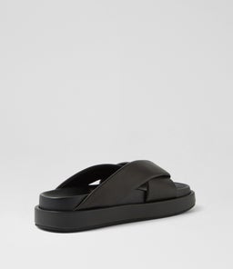 FULL CIRCLE AX BLACK LEATHER