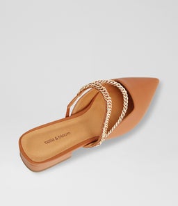 ON THE GO FLAT B2 CAMEL LEATHER