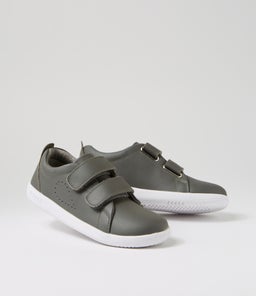 KP GRASS COURT BQ SMOKE SMOKE LEATHER