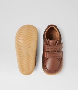 SU TIMBER LOW BQ TOFFEE LEATHER