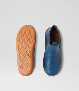 KP TRAVELER BQ TIDAL TEAL LEATHER