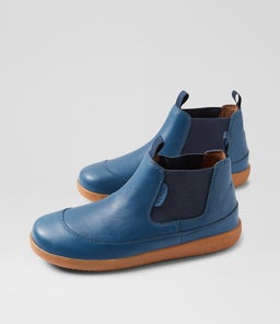 KP TRAVELER BQ TIDAL TEAL LEATHER