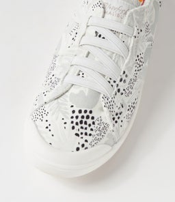 VEX BW OFF WHITE DOODLE CANVAS