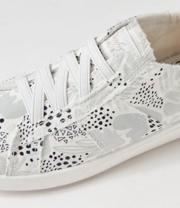 VEX BW OFF WHITE DOODLE CANVAS