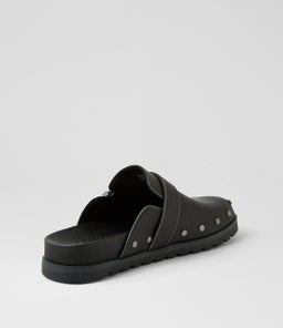 SKYLAR BW BLACK SMOOTH
