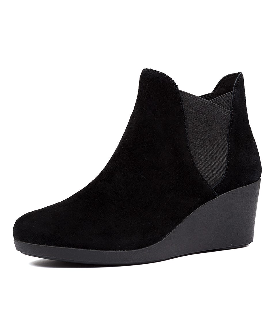 Women's leigh 2025 wedge chelsea boot