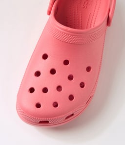 CLASSIC PLATFORM CLOG W CC HOT BLUSH CROSLITE
