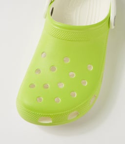 209101 CLASSIC GLOW CC LIMEADE CROSLITE