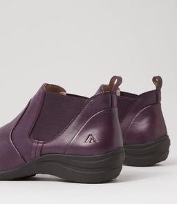 BEAUTY CF PURPLE LEATHER