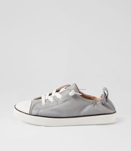 EPIC CF MISTY LEATHER
