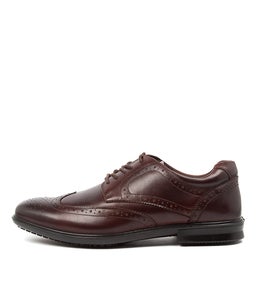 PASTURA CF CHESTNUT LEATHER
