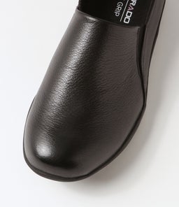 GRANDS CF BLACK LEATHER