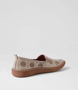 MOSEY CF LT GREY LEATHER