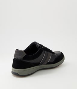 CELCIUS CF BLACK LEATHER