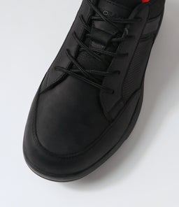 REACH CF BLACK CRAZYHORSE LEATHER