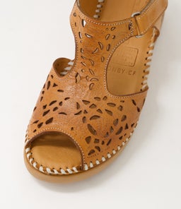 BRONBY CF TAN LEATHER