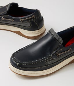 GULLY CF NAVY PULL UP LEATHER