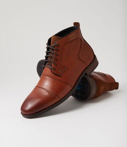 VAMOS CF COGNAC PULL UP LEATHER