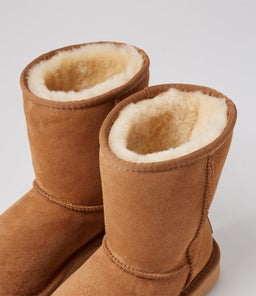 MARLEY CF CHESTNUT SHEEPSKIN