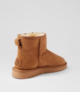 MARRI CF CHESTNUT SHEEPSKIN