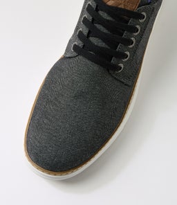 PLUSMA CF BLACK CANVAS