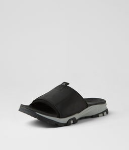 TUPPENCE CF BLACK CRAZYHORSE LEATHER