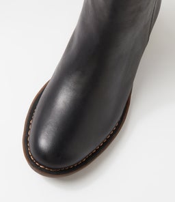 BETHAL CF BLACK LEATHER