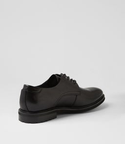 WAGER CF BLACK LEATHER