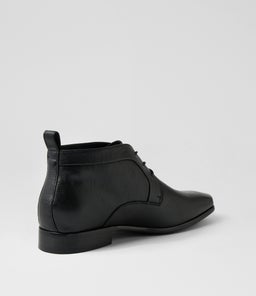 DRIFT CF BLACK LEATHER