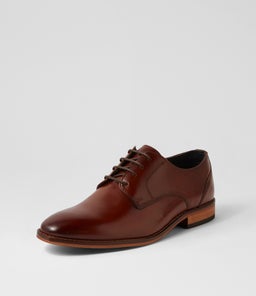 PRIVADO CV TAN LEATHER