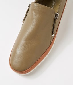 ASHLI DF KHAKI DK TAN LEATHER
