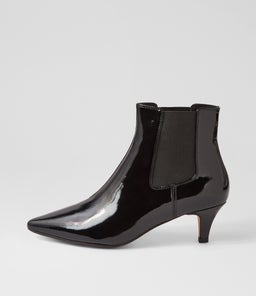 CHOOSI DF BLACK PATENT LEATHER