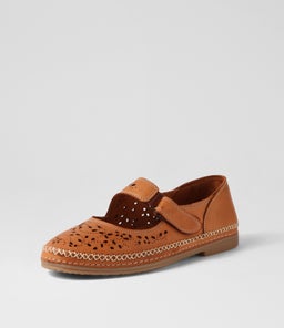 BICKS DF TAN LEATHER