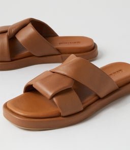 BASIT DF TAN LEATHER