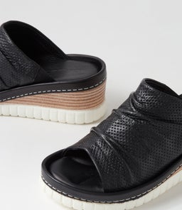 COLLECTS DF BLACK LEATHER