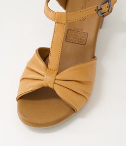EMIN DF TAN LEATHER