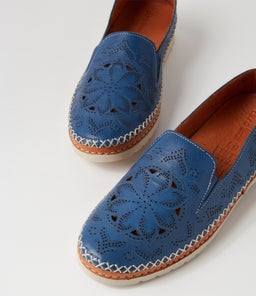 MOALA DF DEEP BLUE TAN LEATHER