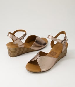 PADINE DF ASH METALLIC LEATHER
