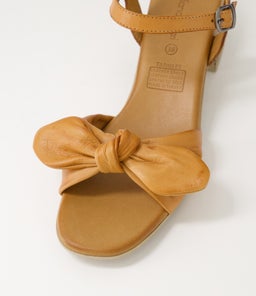 TANGLEE DF TAN LEATHER