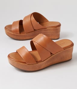 CISABEL DF TAN LEATHER
