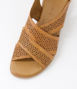 ELKAH DF TAN LEATHER