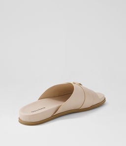 NEWCOMER DF NOUGAT NATURAL SOLE LEATHER