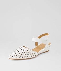 PARI DF WHITE LEATHER
