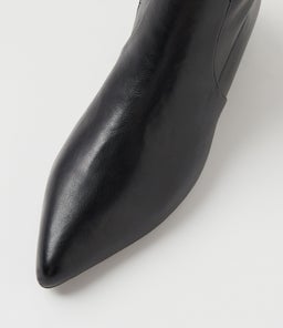 CARED DF BLACK STRETCH SMOOTH