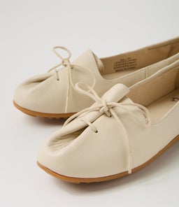BALLAD MILK LEATHER